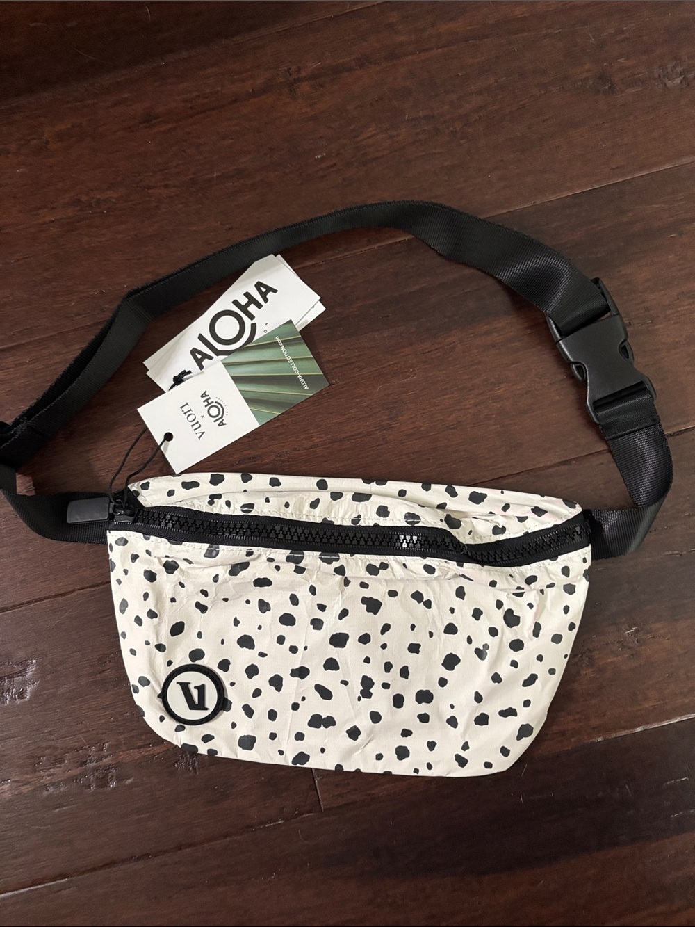 Vuori x Aloha White with Black Speckle Crossbody Waist Bag